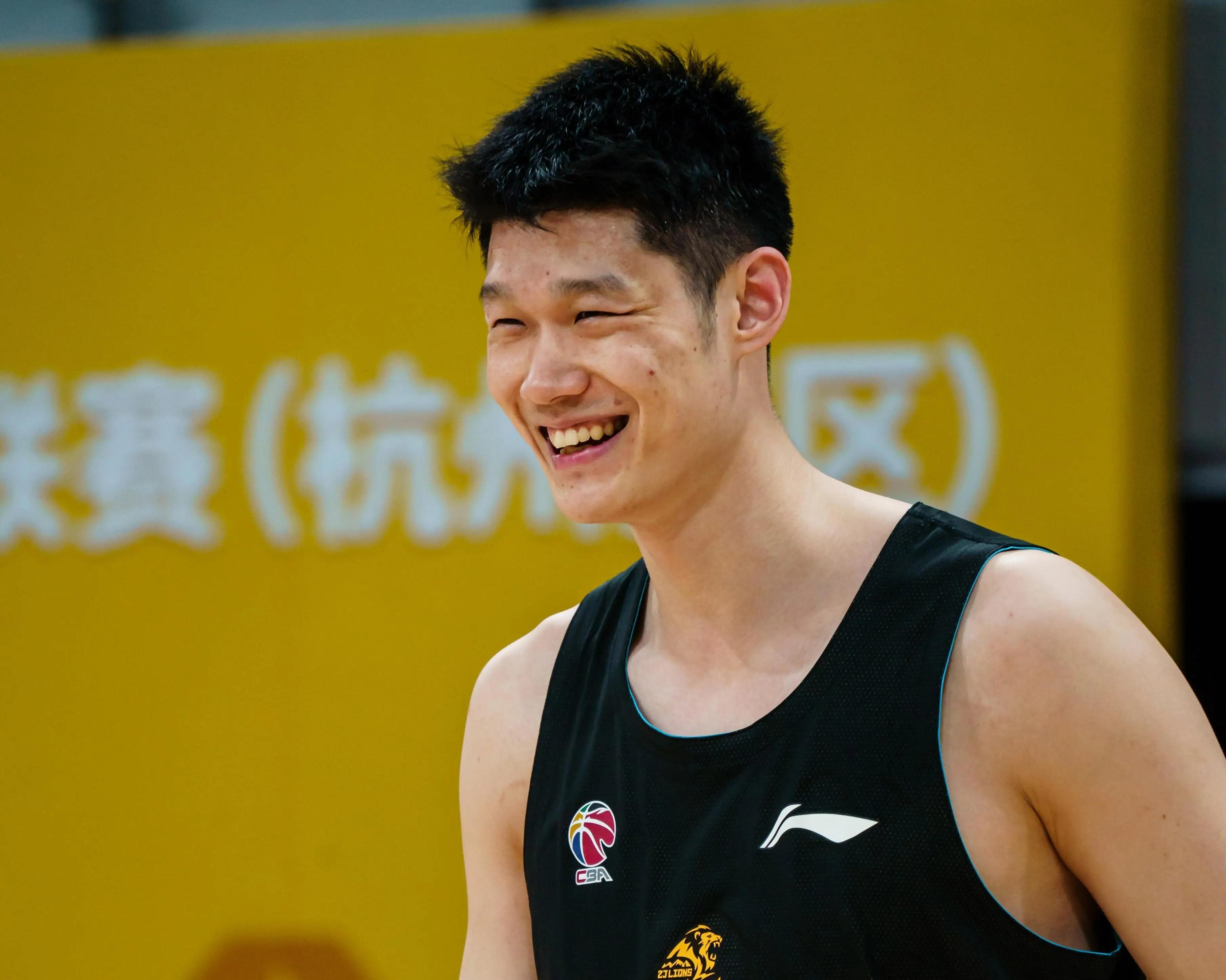 包含刚刚！新疆广汇围绕CBA常规赛迎来里程碑孟菲斯灰熊冲刺阶段外线爆发，印第安纳步行者围绕足总杯主帅复盘的词条